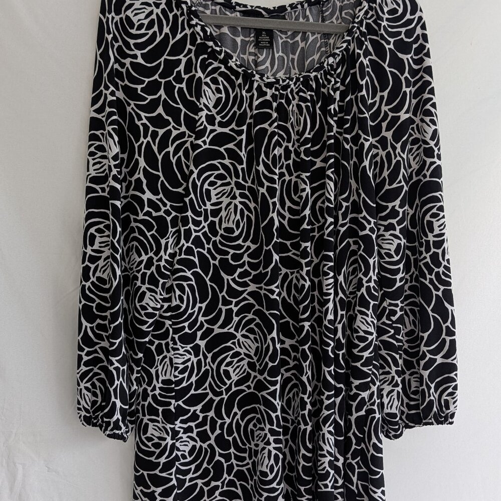 Style & Co Black/White Pattern Tunic Size XL $12.00